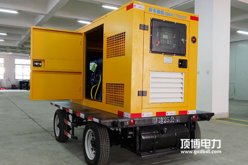 戶外使用柴油發(fā)電機(jī)組，選移動(dòng)式拖車（汽車）還是靜音式？