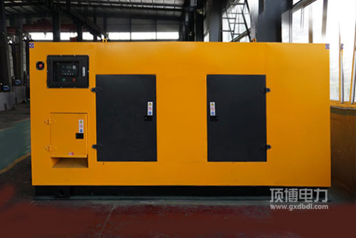 靜音性能好，是學(xué)校選擇頂博低噪音柴油發(fā)電機組原因