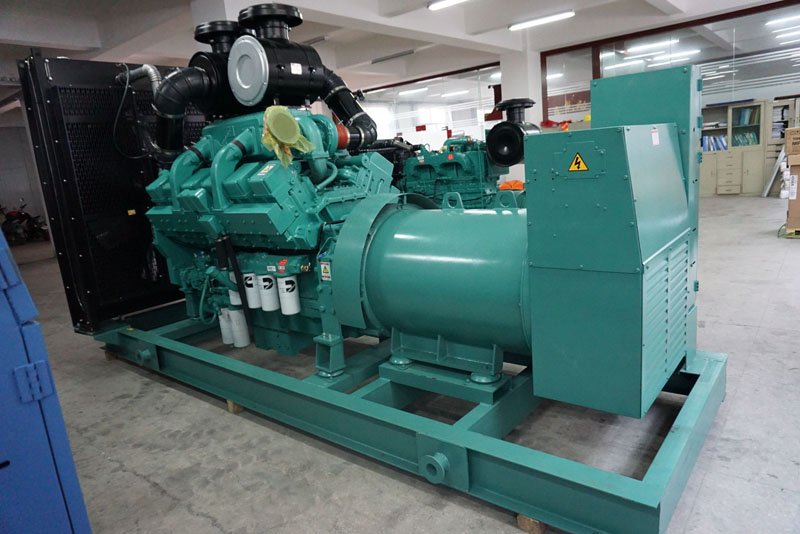 200KW康明斯 上?？破蛛姍C 眾智控制器